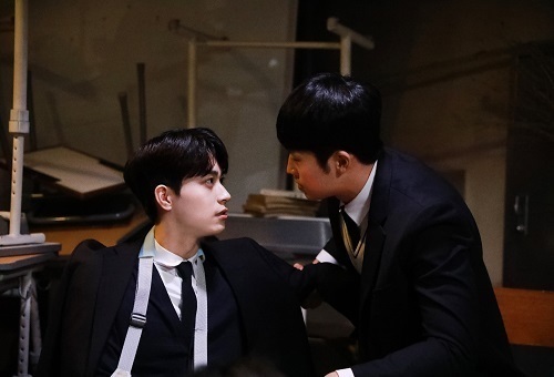 너의 시선이 머무는 곳에  